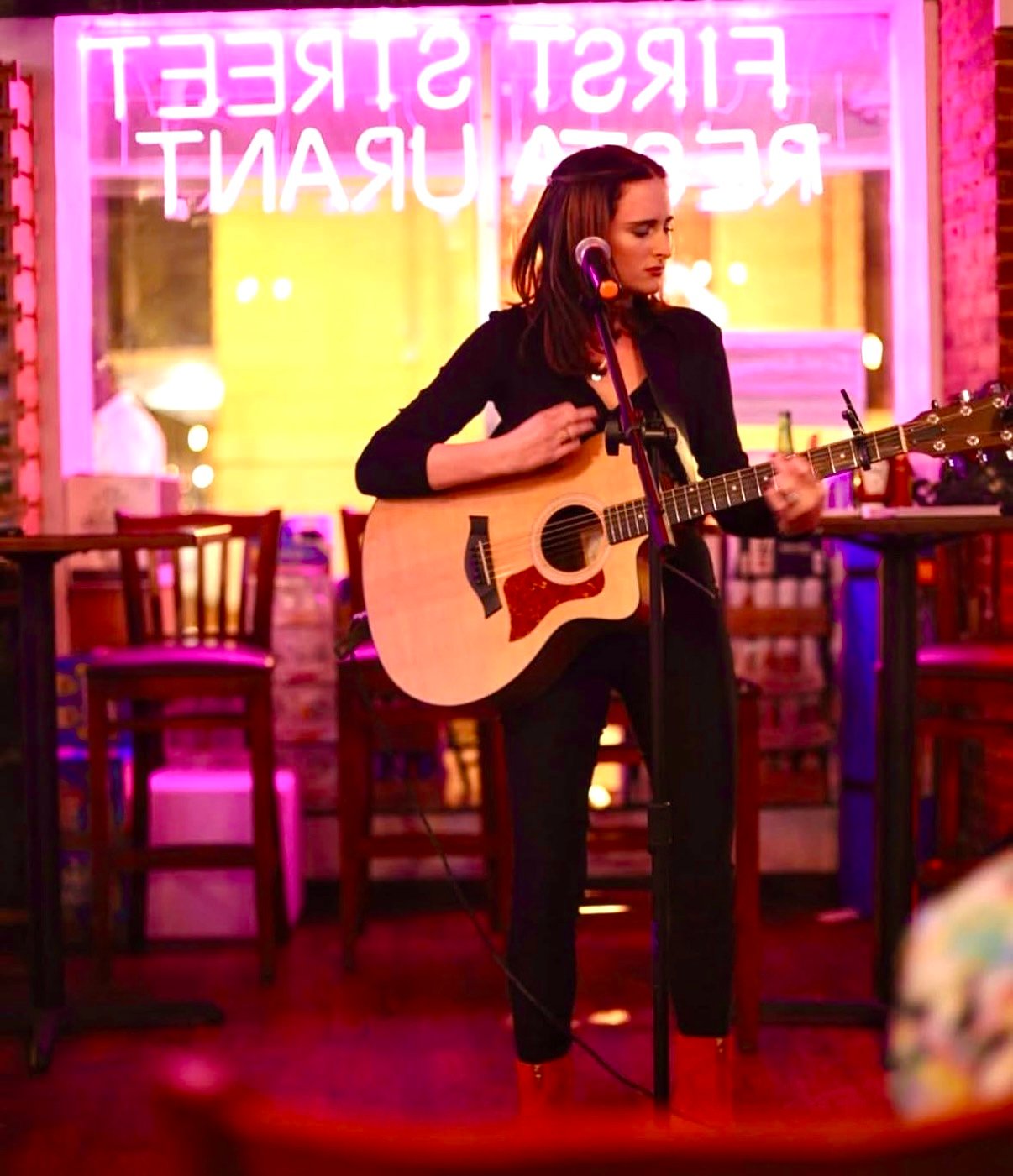 Emma Briggs performing live